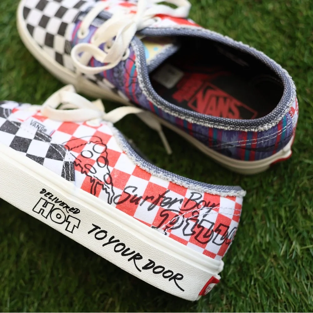 Stranger Things Argyle Surfer Boy Pizza Vans Like New EUC Women’s 7.5 or Men’s 6 - Picture 2 of 12